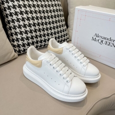 Alexander Mcqueen Low Shoes